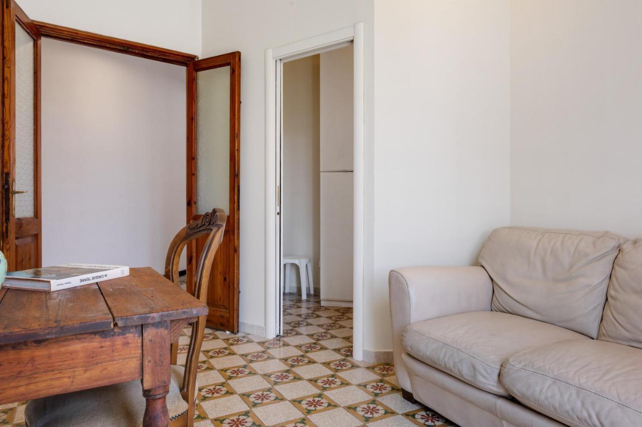 Piazza Concordia Apartment With Balcony 斯培西亚 外观 照片